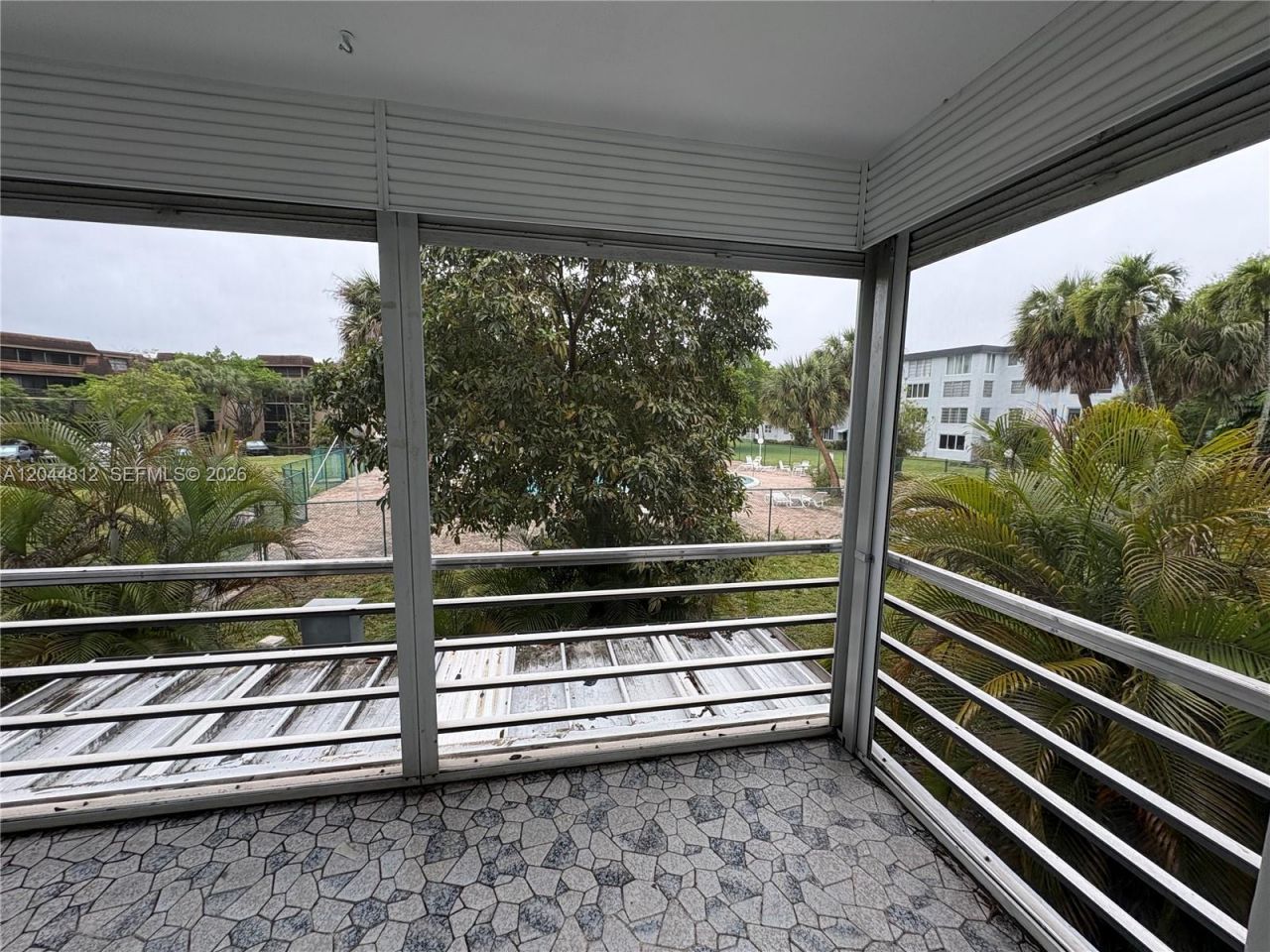 447 NE 195th St , Unit 214, Miami, FL 33179 Photo