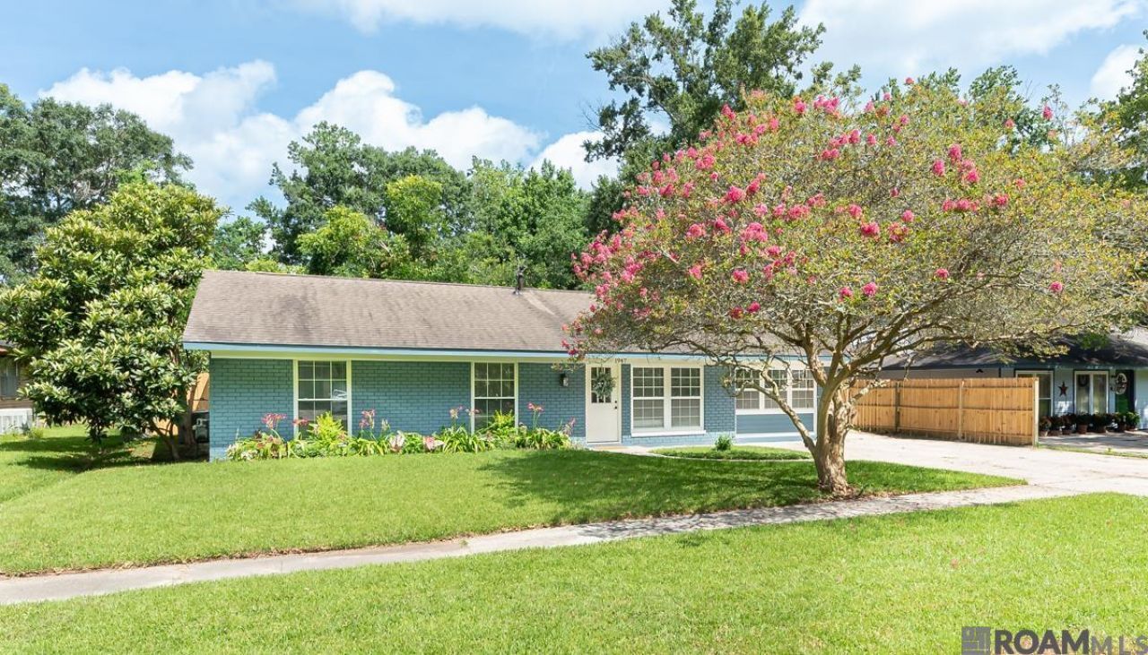 1947 Southland Ct, Baton Rouge, LA 70810 Main Photo