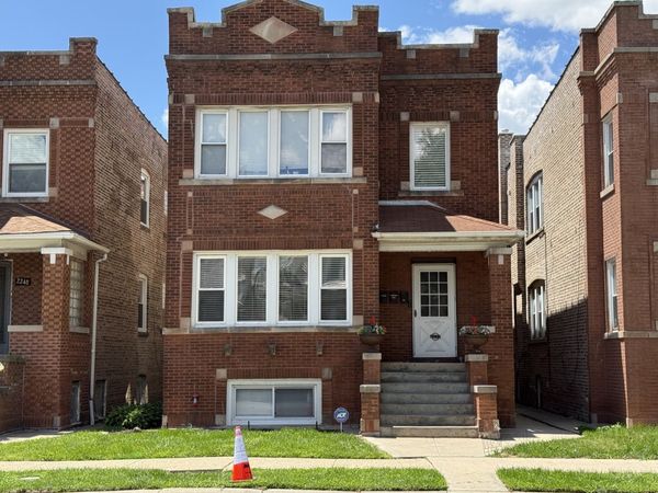 2252 N Laramie Avenue , Unit G, Chicago, IL 60639