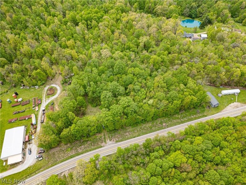 12025 Pleasant Valley Road, Frazeysburg, OH 43822 Photo 4