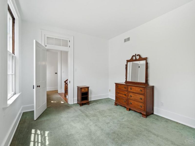 320 E Fourteenth Street, Cincinnati, OH 45202 Photo 17