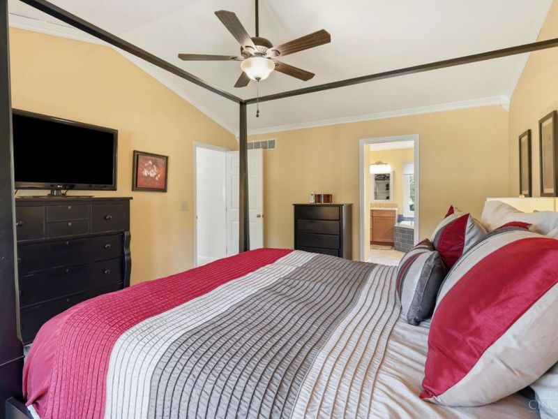 9581 Semaphore Court, West Chester, OH 45069 Photo 22