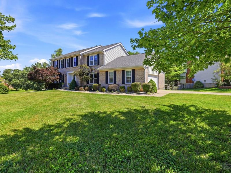 9581 Semaphore Court, West Chester, OH 45069 Photo 3