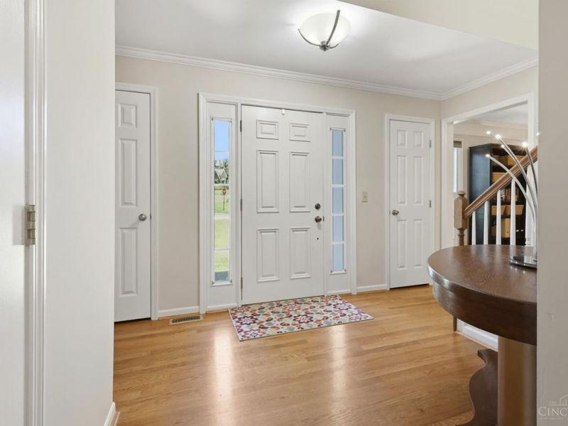 9581 Semaphore Court, West Chester, OH 45069 Photo 4