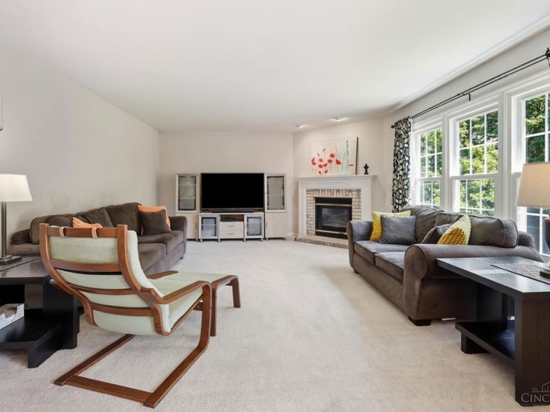 9581 Semaphore Court, West Chester, OH 45069 Photo 7
