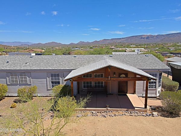 42721 N 14 Street, New River, AZ 85087