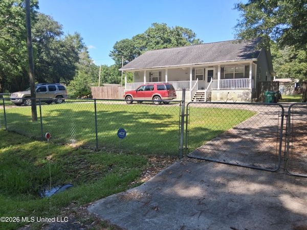 8026 Royal Oak Road, Bay Saint Louis, MS 39520