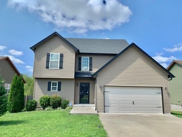 582 Kicker Ct , Clarksville, TN 37040