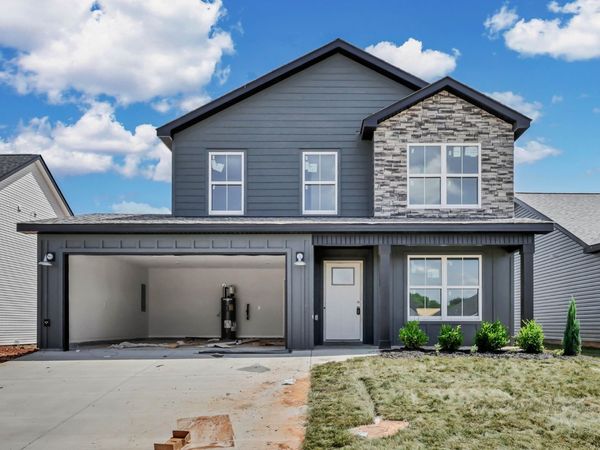 2693 Brewster Dr , Clarksville, TN 37042