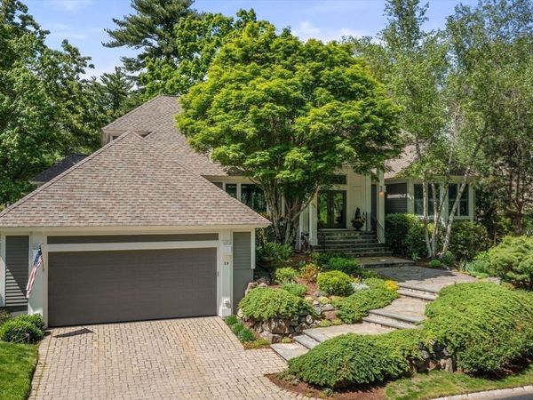 18 Southpoint Lane, Ipswich, MA 01938