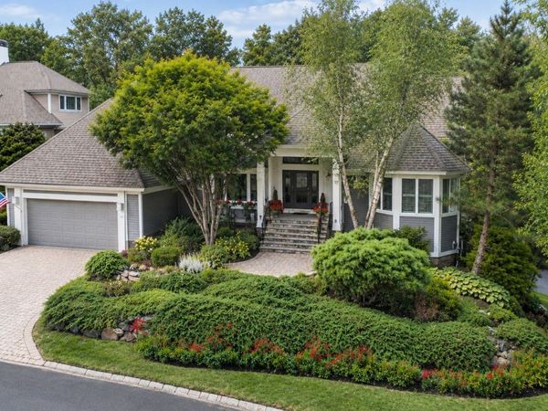 18 Southpoint Lane, Ipswich, MA 01938