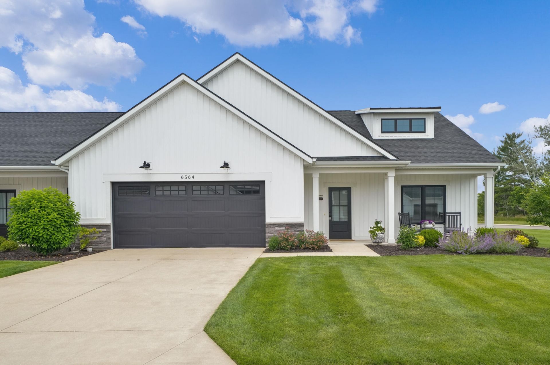 6564 Sheldon Crossing Drive, Hudsonville, MI 49426 Main Photo