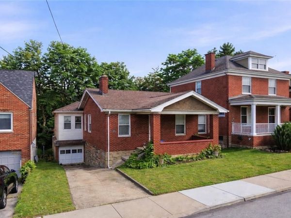 2406 Pioneer Avenue , Pittsburgh, PA 15226