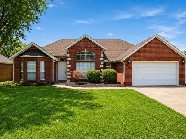 4403 W Bell Flower Drive, Fayetteville, AR 72704