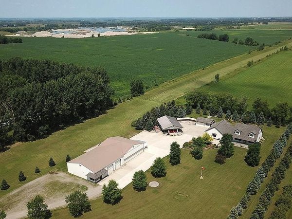 18000 US-10 Highway , Hawley, MN 56549