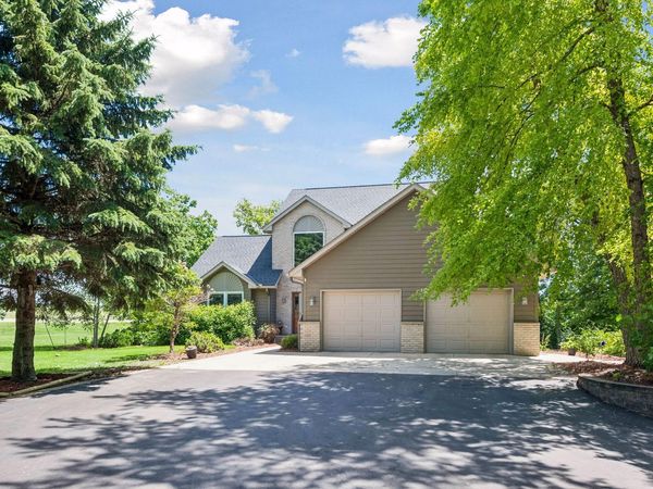 5453 124th Court E, Northfield, MN 55057