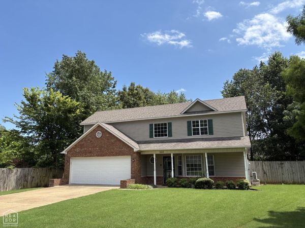 201 Hunters Ridge Dr., Jonesboro, AR 72404