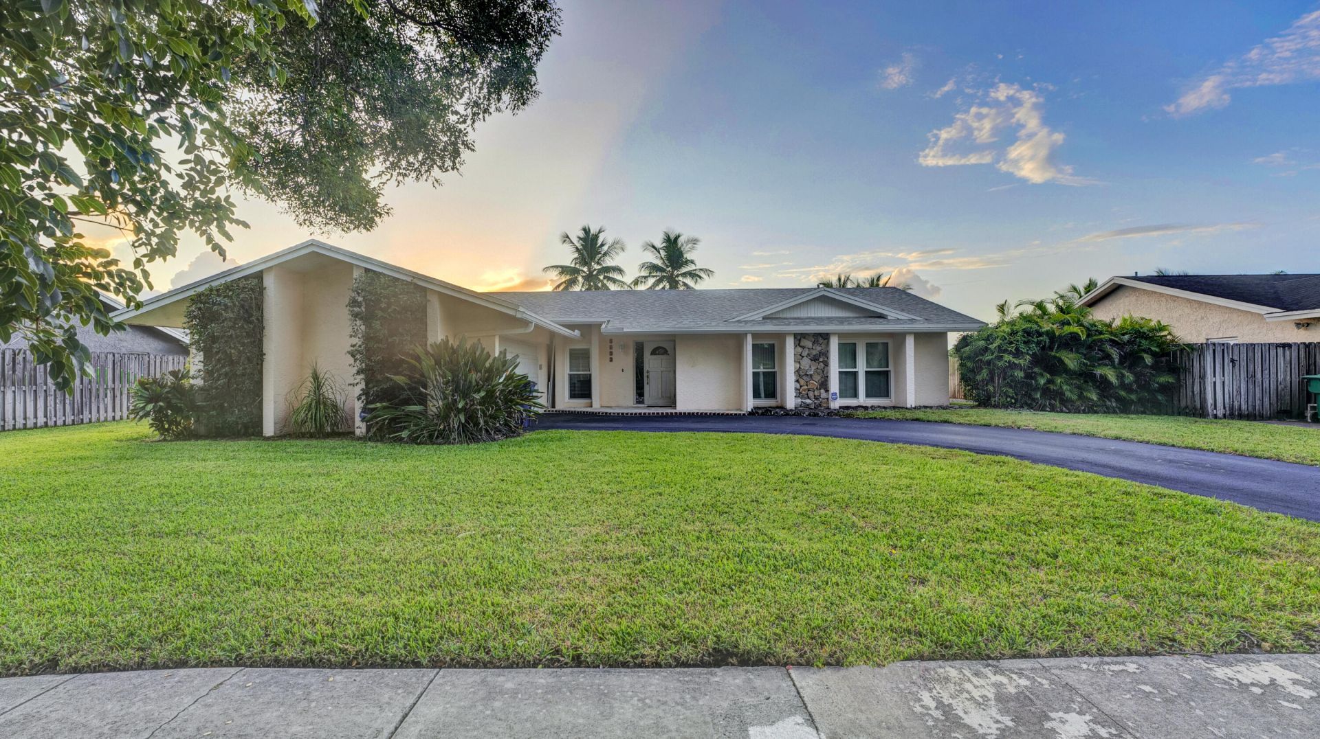 5152 SW 104th Avenue, Cooper City, FL 33328 Photo