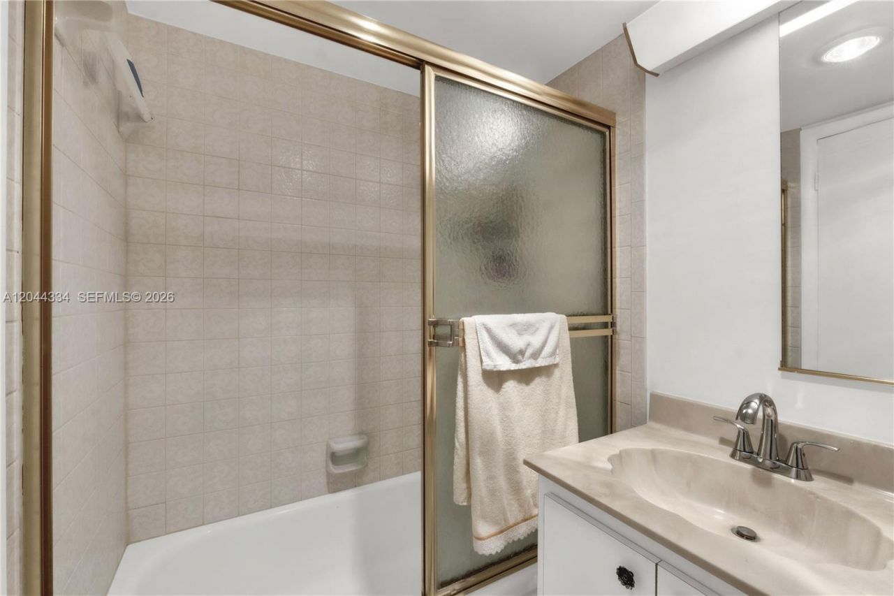 2851 NE 183rd St, Unit 1412E, Aventura, FL 33160 Photo