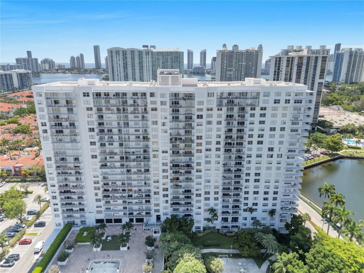 2851 NE 183rd St, Unit 1412E, Aventura, FL 33160 Photo