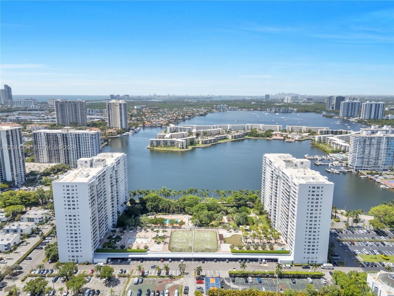 2851 NE 183rd St, Unit 1412E, Aventura, FL 33160 Photo