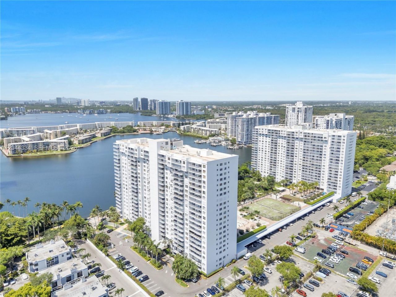 2851 NE 183rd St, Unit 1412E, Aventura, FL 33160 Photo