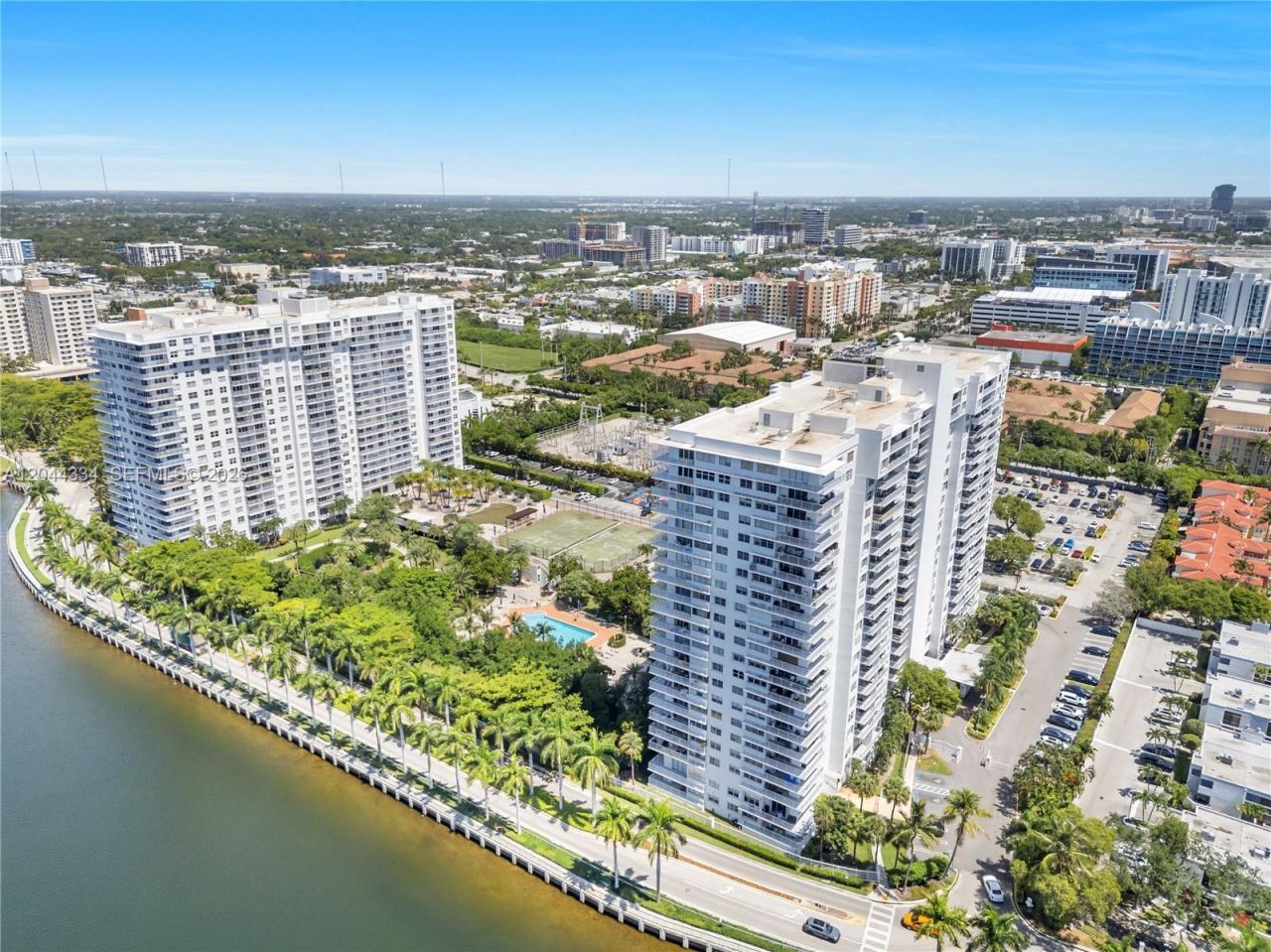 2851 NE 183rd St, Unit 1412E, Aventura, FL 33160 Photo