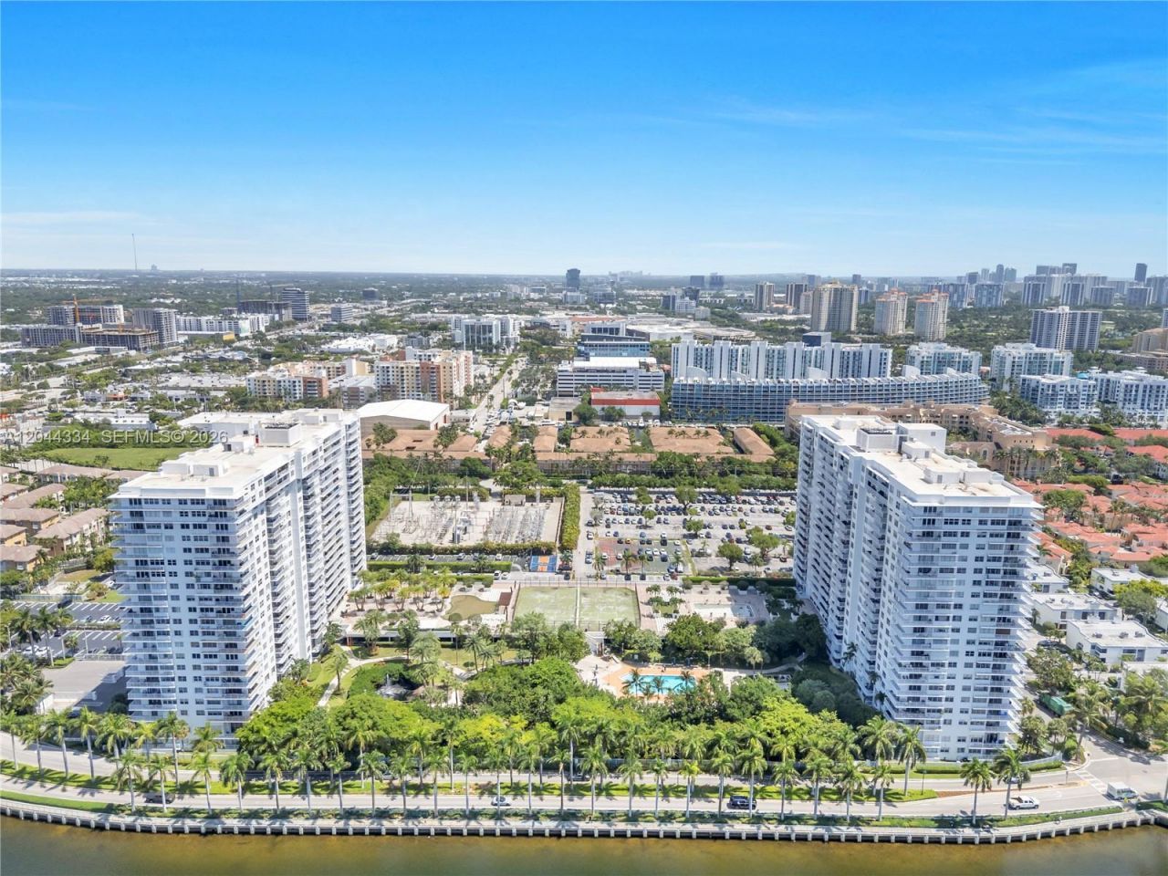 2851 NE 183rd St, Unit 1412E, Aventura, FL 33160 Photo