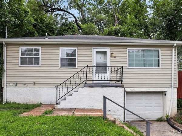 10183 Cloverdale Drive , St Louis, MO 63136
