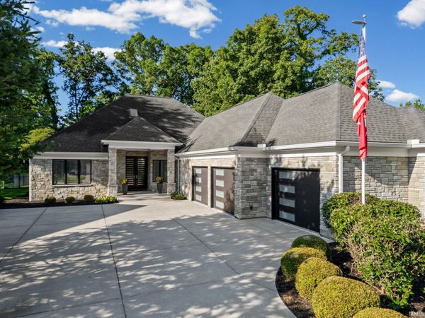 623 Bur Oak W Court, Lafayette, IN 47909