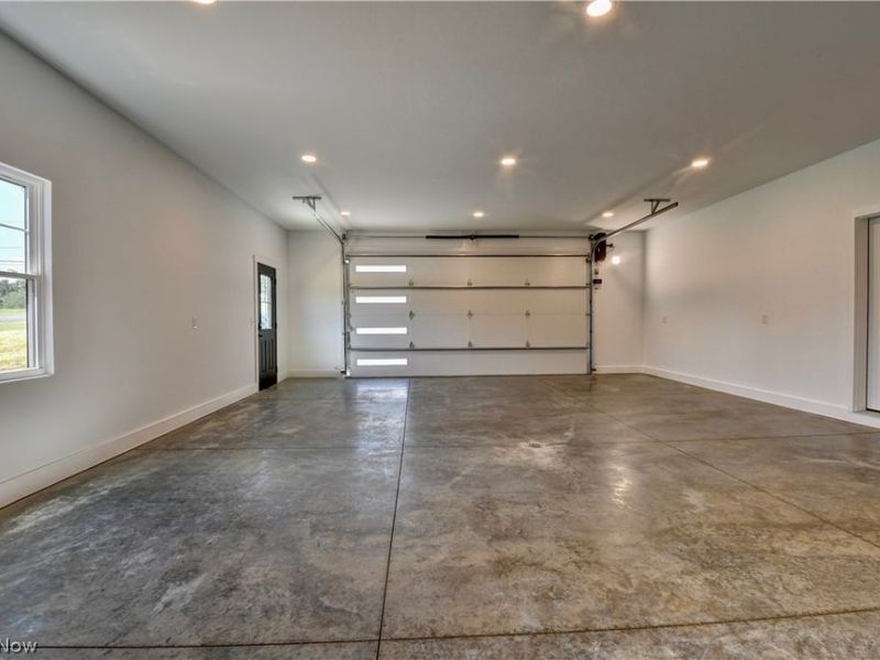 821 SW Miller Avenue, Sugarcreek, OH 44681 Photo 24