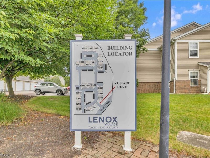 3367 Lenox Village Drive, Fairlawn, OH 44333 Photo 3
