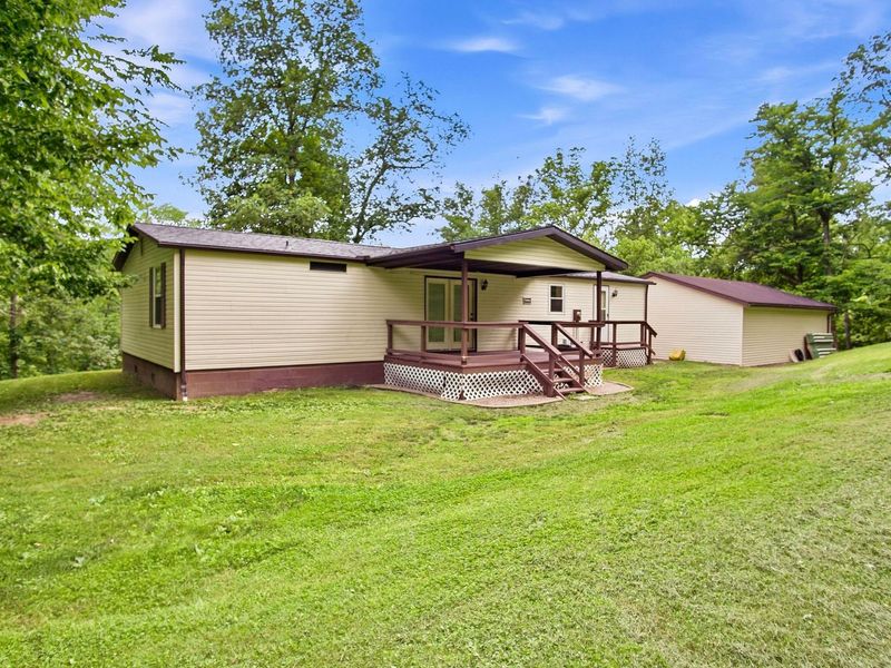 18850 Harl Weiller Road, Caldwell, OH 43724 Photo 12