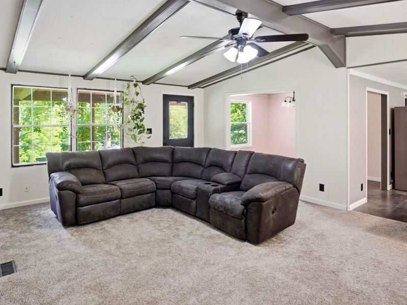 18850 Harl Weiller Road, Caldwell, OH 43724 Photo 21