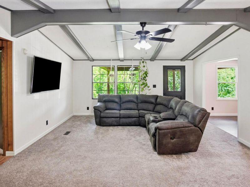 18850 Harl Weiller Road, Caldwell, OH 43724 Photo 25