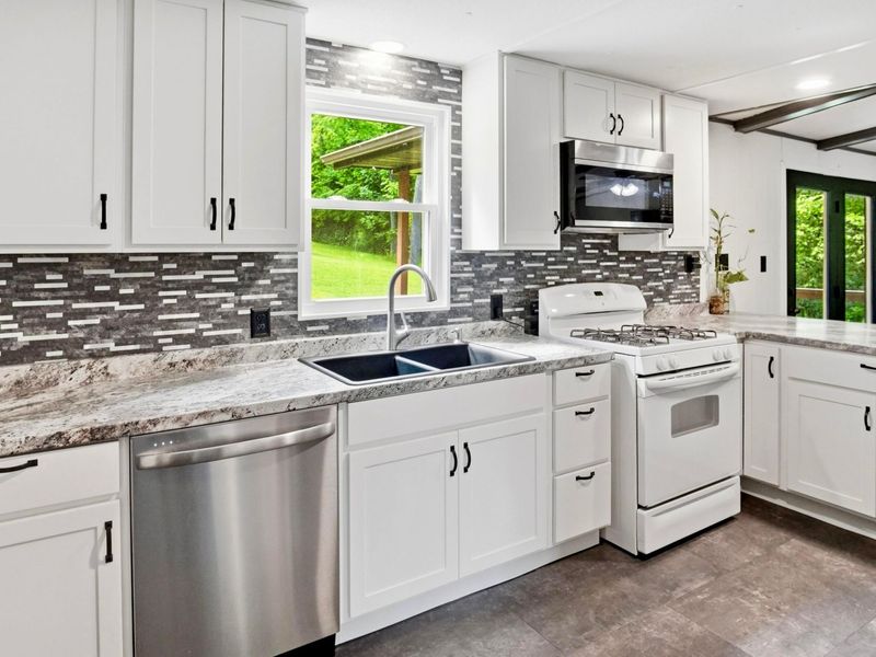 18850 Harl Weiller Road, Caldwell, OH 43724 Photo 33