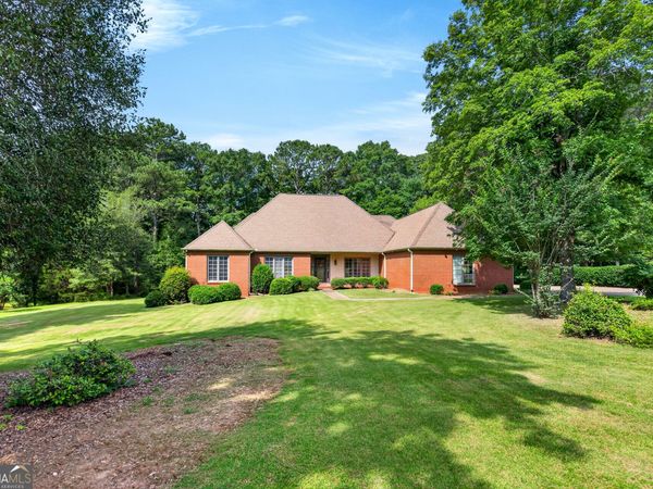413 Ashford Circle, Lagrange, GA 30240