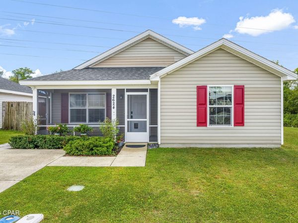 2624 Avondale Court , Panama City, FL 32404