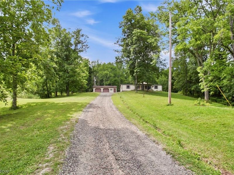 18850 Harl Weiller Road, Caldwell, OH 43724 Photo 10