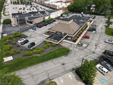 2651 W Market Street, Fairlawn, OH 44333