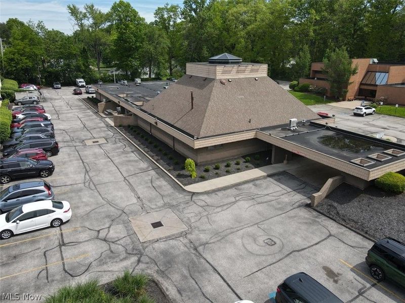 2651 W Market Street, Fairlawn, OH 44333 Photo 18