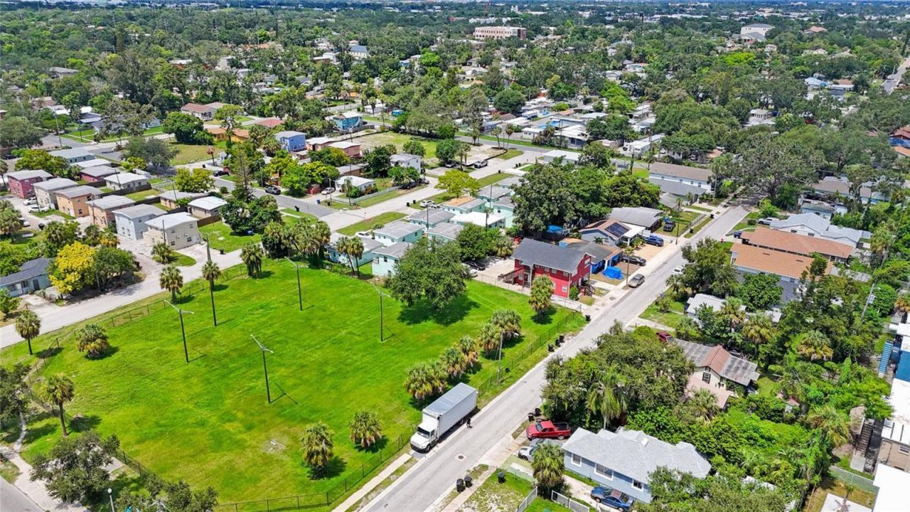 1761 19th Street S, Saint Petersburg, FL 33712 Photo