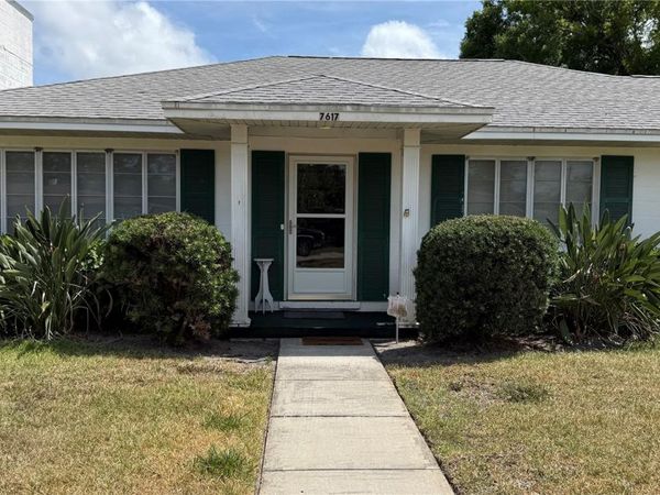 7617 SENRAB DRIVE , BRADENTON, FL 34209