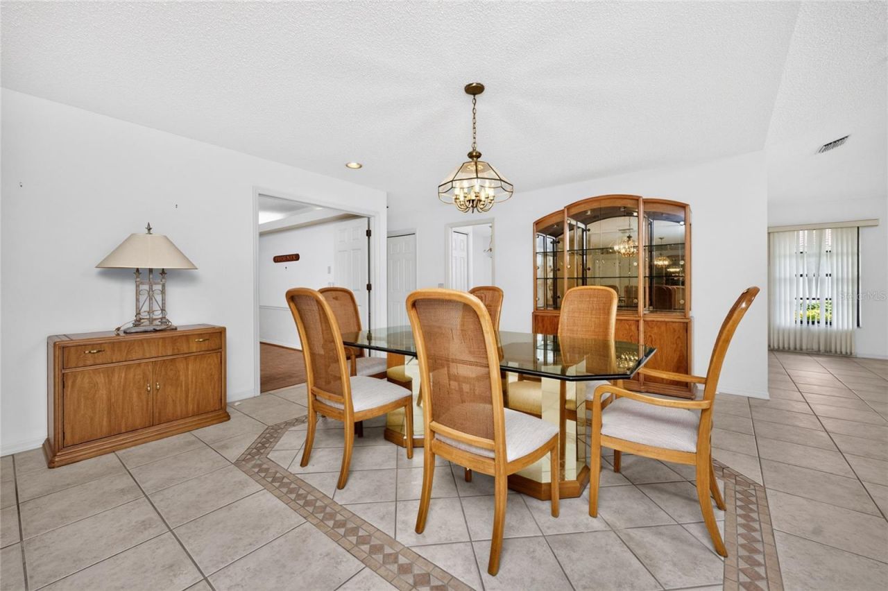 11215 SW Courtney Drive , Lake Suzy, FL 34269 Photo