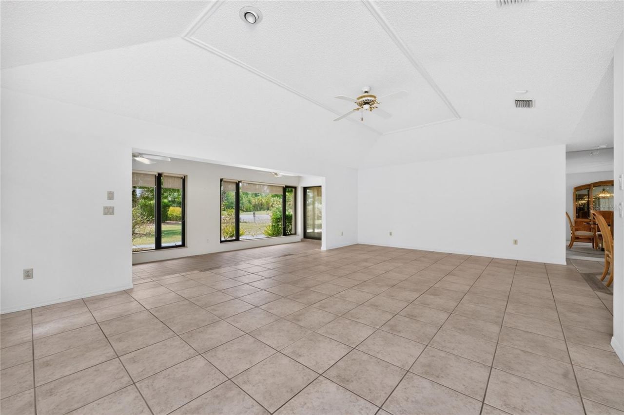 11215 SW Courtney Drive , Lake Suzy, FL 34269 Photo