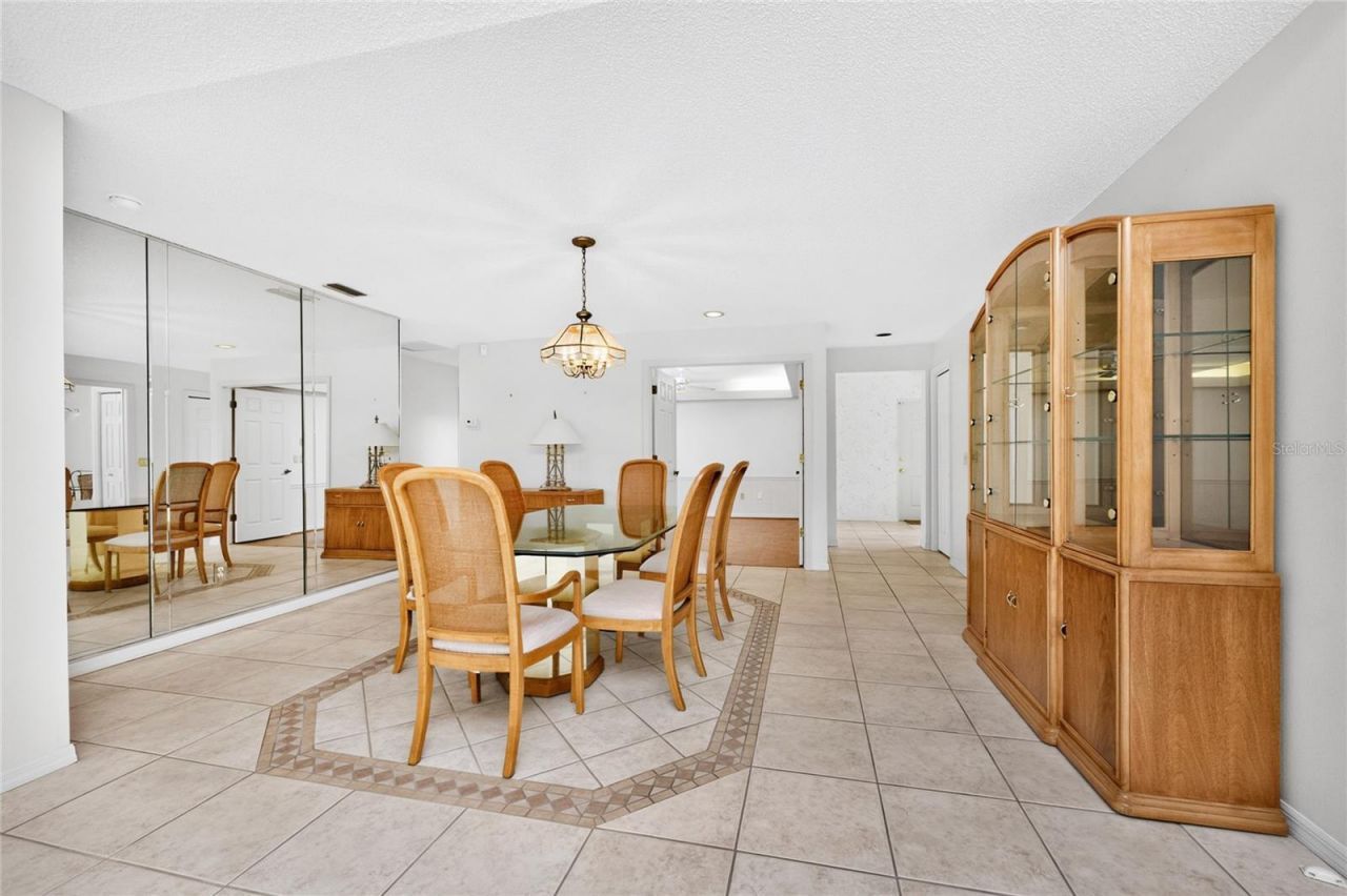 11215 SW Courtney Drive , Lake Suzy, FL 34269 Photo