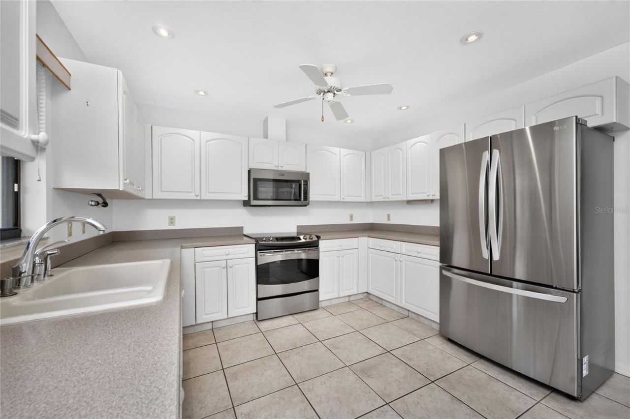 11215 SW Courtney Drive , Lake Suzy, FL 34269 Photo