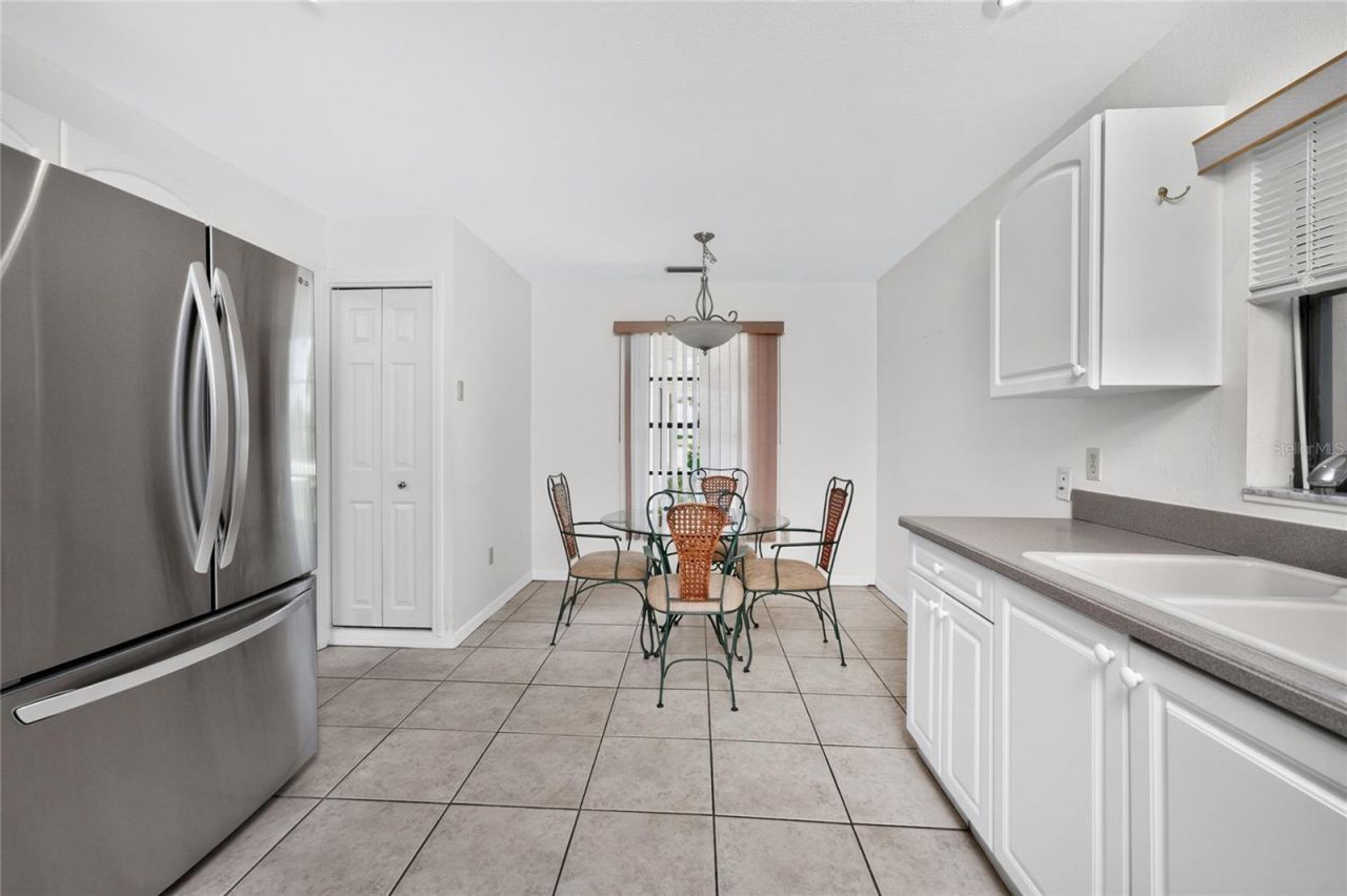 11215 SW Courtney Drive , Lake Suzy, FL 34269 Photo