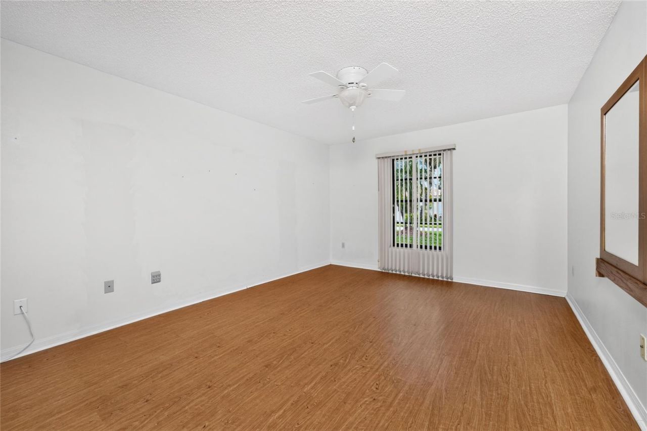 11215 SW Courtney Drive , Lake Suzy, FL 34269 Photo