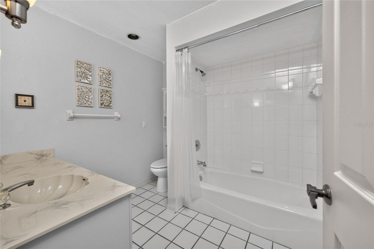 11215 SW Courtney Drive , Lake Suzy, FL 34269 Photo